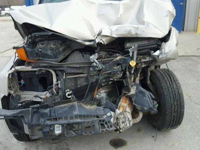 1J8HG48N88C172284 - 2008 JEEP COMMANDER GRAY photo 9