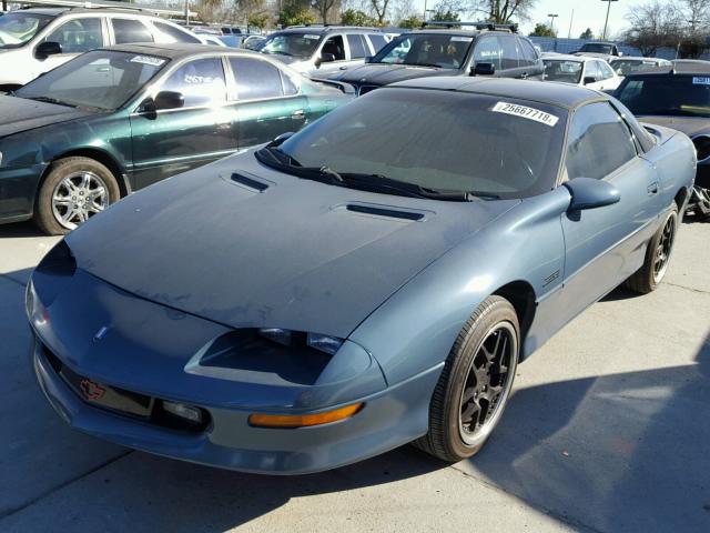 2G1FP22P2R2183188 - 1994 CHEVROLET CAMARO Z28 TEAL photo 2