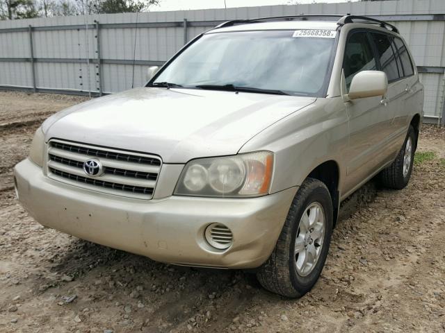 JTEGF21A030083526 - 2003 TOYOTA HIGHLANDER GOLD photo 2