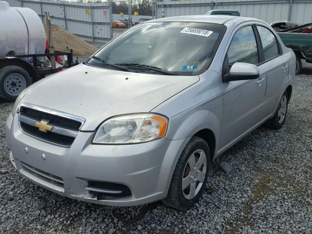 KL1TD5DE4BB210135 - 2011 CHEVROLET AVEO LS SILVER photo 2