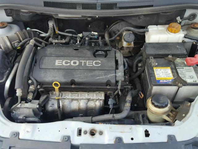 KL1TD5DE4BB210135 - 2011 CHEVROLET AVEO LS SILVER photo 7