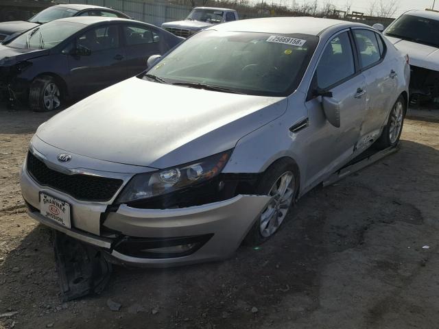 5XXGM4A77DG122154 - 2013 KIA OPTIMA LX SILVER photo 2