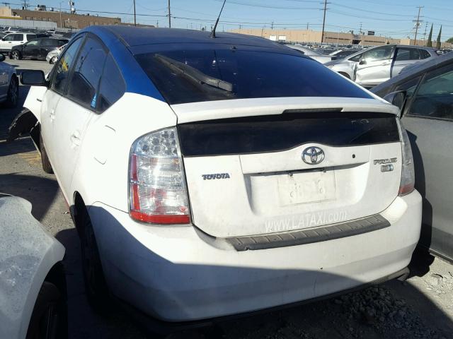 JTDKB20U387749704 - 2008 TOYOTA PRIUS WHITE photo 3