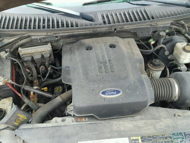 1FMRU15W94LB41275 - 2004 FORD EXPEDITION GRAY photo 7