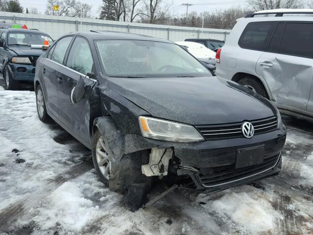 3VWD17AJXEM437598 - 2014 VOLKSWAGEN JETTA SE BLACK photo 1