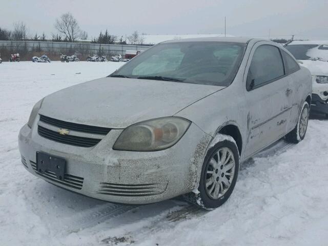 1G1AB1F55A7236314 - 2010 CHEVROLET COBALT LS SILVER photo 2