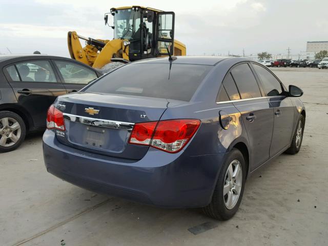 1G1PC5SB3D7217324 - 2013 CHEVROLET CRUZE LT BLUE photo 4