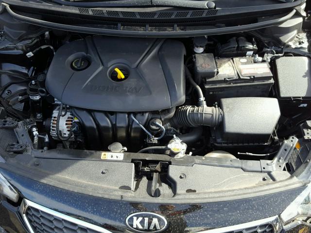 KNAFZ4A81G5554878 - 2016 KIA FORTE EX BLACK photo 7