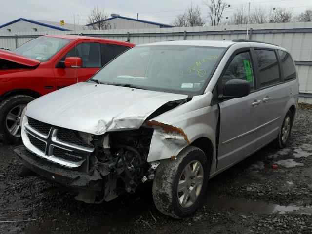 2D4RN4DG4BR715429 - 2011 DODGE GRAND CARA SILVER photo 2