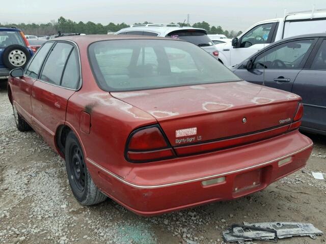 1G3HN52K7W4810114 - 1998 OLDSMOBILE 88 BASE RED photo 3