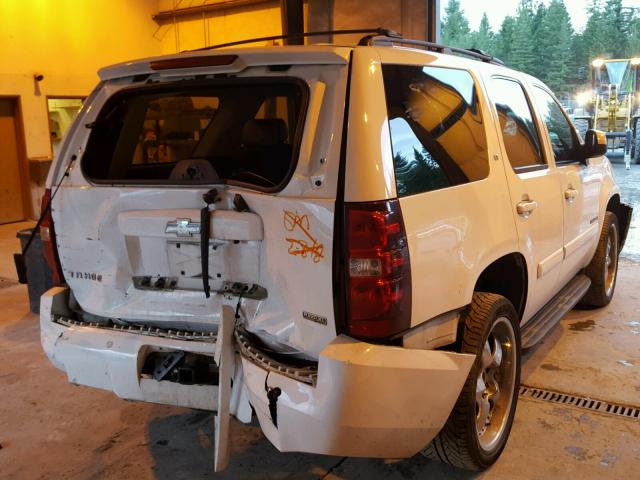 1GNFK13077J387759 - 2007 CHEVROLET TAHOE K150 WHITE photo 4