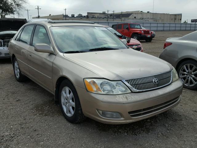 4T1BF28B72U224446 - 2002 TOYOTA AVALON XL GOLD photo 1