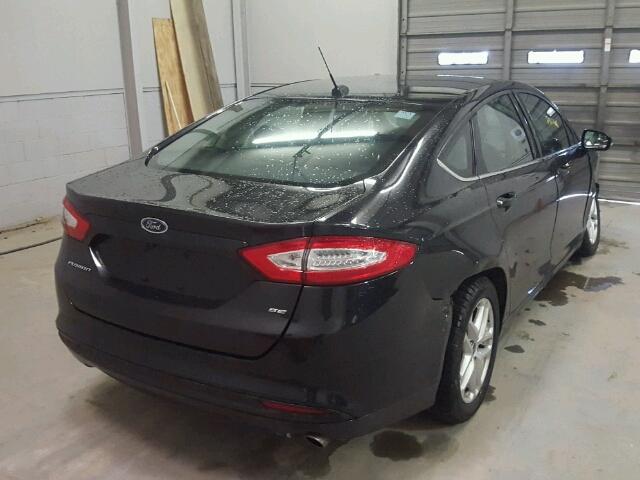 1FA6P0H77F5121522 - 2015 FORD FUSION SE BLACK photo 4