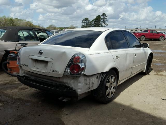 1N4AL11D45C153785 - 2005 NISSAN ALTIMA S WHITE photo 4