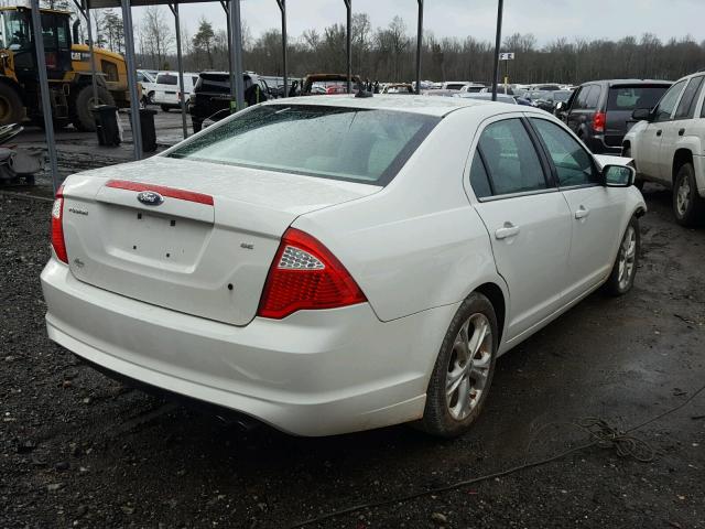 3FAHP0HA0CR248674 - 2012 FORD FUSION SE WHITE photo 4