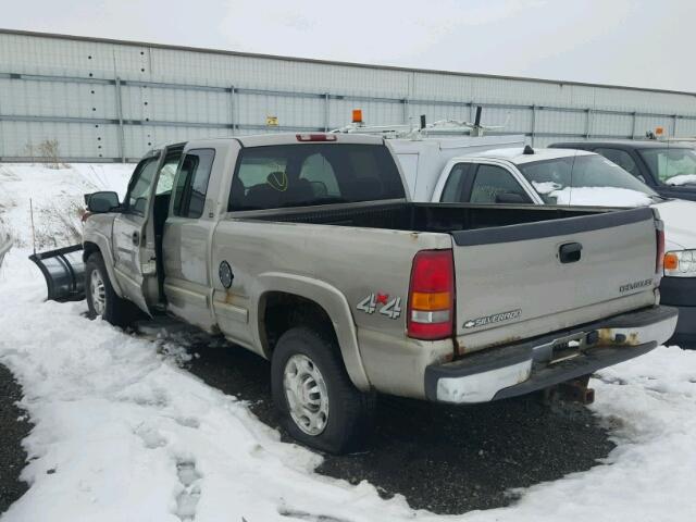 1GCGK29U8XE237052 - 1999 CHEVROLET SILVERADO GRAY photo 3