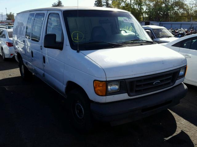 1FTRE14273HB55466 - 2003 FORD ECONOLINE WHITE photo 1