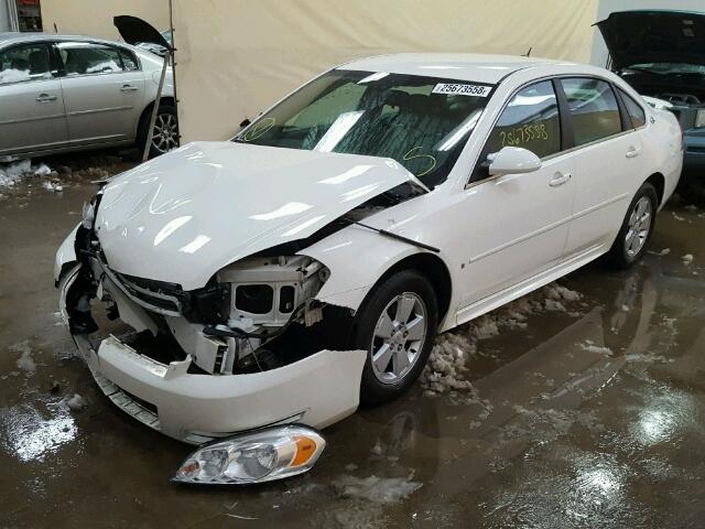 2G1WT57KX91256680 - 2009 CHEVROLET IMPALA 1LT WHITE photo 2