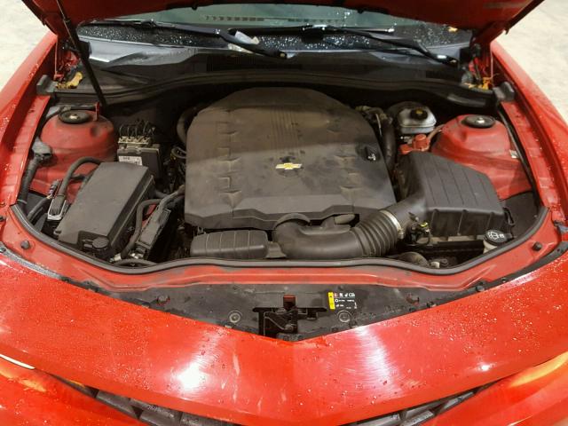 2G1FB1ED8B9147156 - 2011 CHEVROLET CAMARO LT RED photo 7