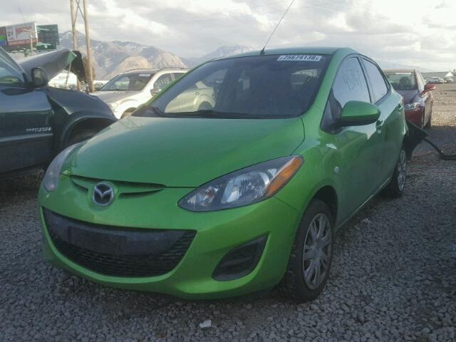 JM1DE1KY8D0163819 - 2013 MAZDA MAZDA2 GREEN photo 2