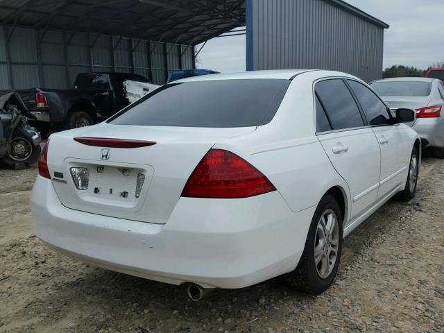 1HGCM56346A001835 - 2006 HONDA ACCORD SE WHITE photo 4