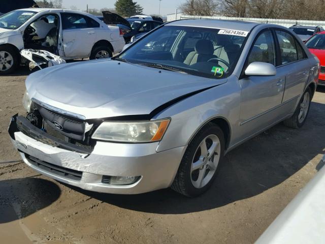 5NPET46C27H241156 - 2007 HYUNDAI SONATA GLS SILVER photo 2