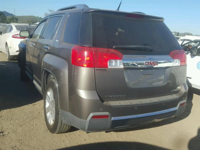 2CTFLJEW0A6397484 - 2010 GMC TERRAIN SL GRAY photo 3