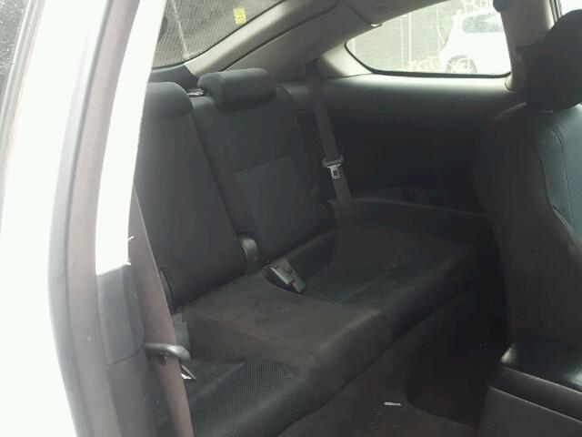 JTKDE177850004986 - 2005 TOYOTA SCION TC 白色 照片 6