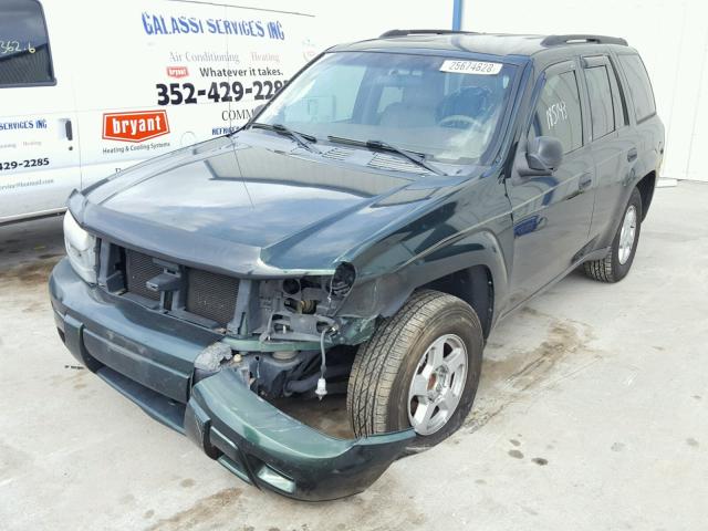 1GNDS13S232160878 - 2003 CHEVROLET TRAILBLAZE GREEN photo 2