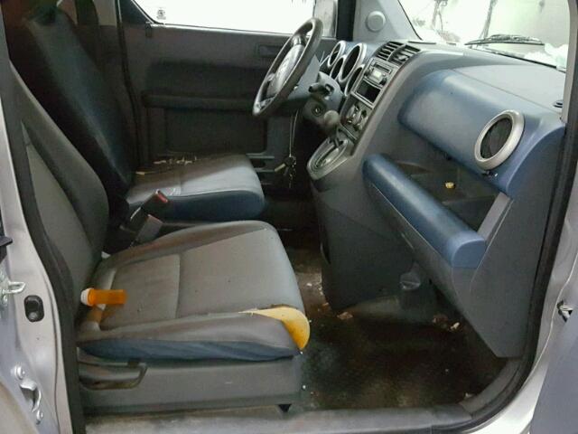 5J6YH28355L024025 - 2005 HONDA ELEMENT LX SILVER photo 5