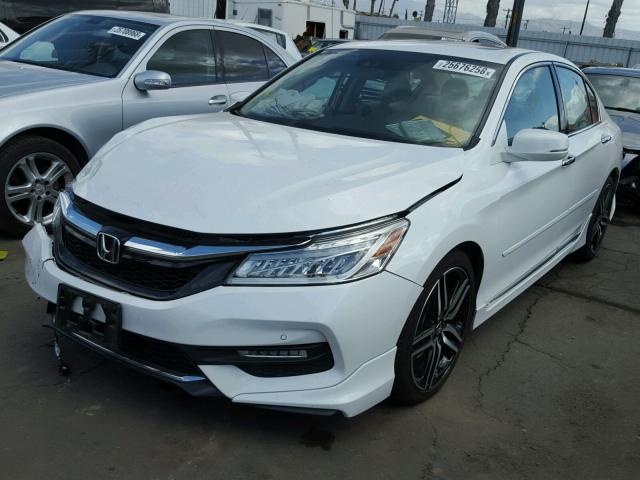 1HGCR3F95GA020728 - 2016 HONDA ACCORD TOU WHITE photo 2