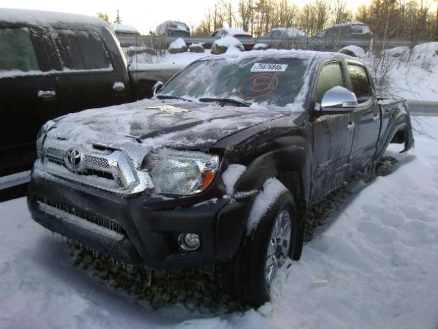 3TMMU4FN2DM060977 - 2013 TOYOTA TACOMA DOU GRAY photo 2