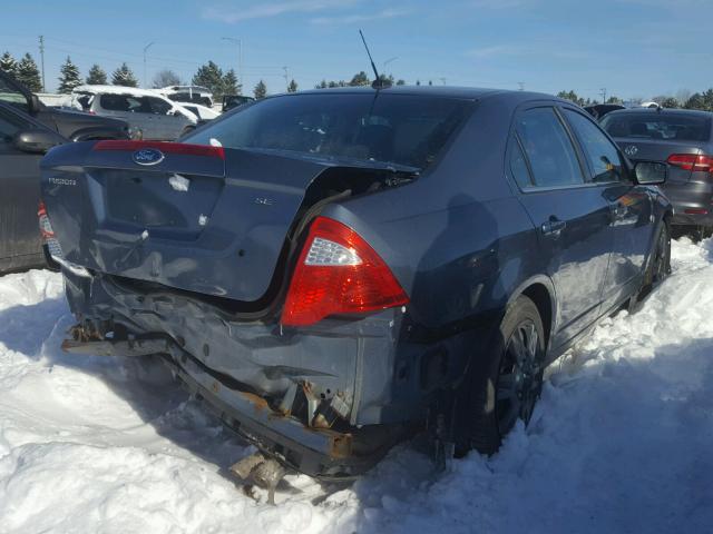 3FAHP0HA6BR223132 - 2011 FORD FUSION SE BLUE photo 4