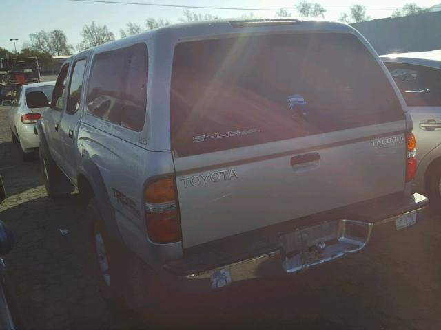 5TEGN92N02Z120980 - 2002 TOYOTA TACOMA DOU SILVER photo 3