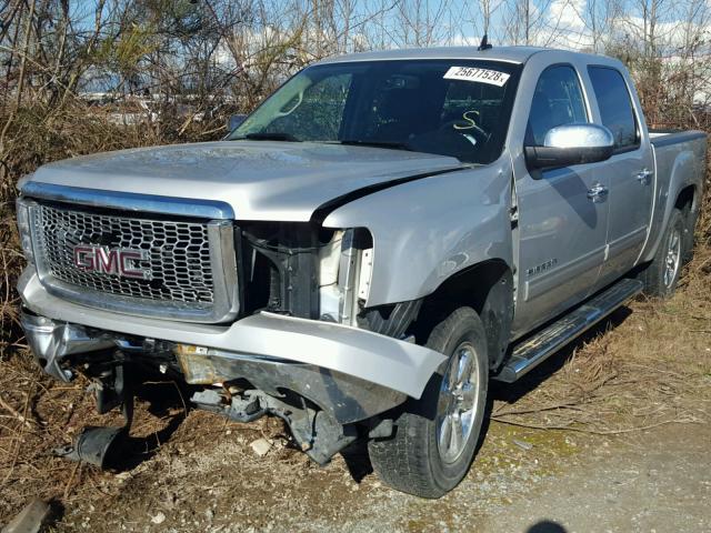 3GTP2WE30BG392037 - 2011 GMC SIERRA K15 SILVER photo 2