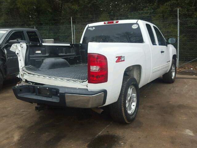 1GCEC29029Z127112 - 2009 CHEVROLET SILVERADO WHITE photo 4