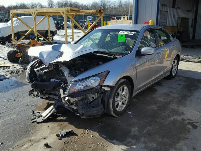 1HGCP26489A052743 - 2009 HONDA ACCORD LXP SILVER photo 2