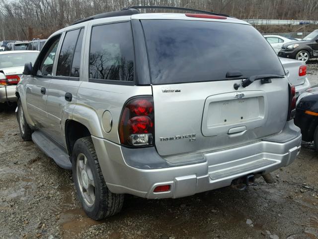 1GNDT13S672179078 - 2007 CHEVROLET TRAILBLAZE SILVER photo 3