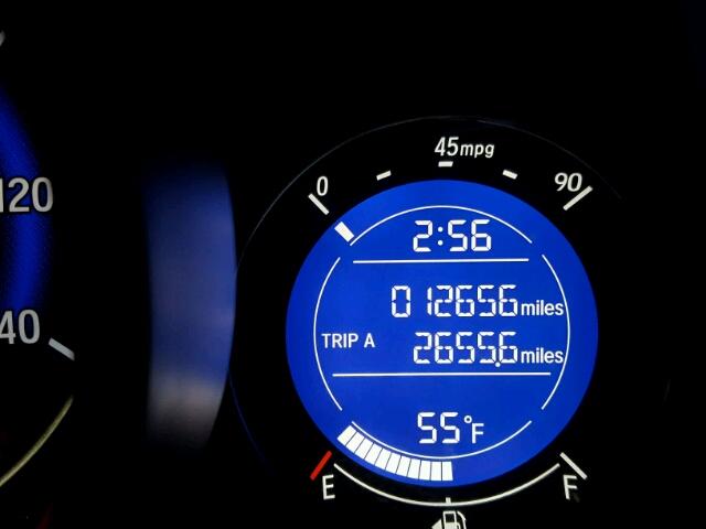 JHMGK5H50GS009235 - 2016 HONDA FIT LX أصفر صورة 8