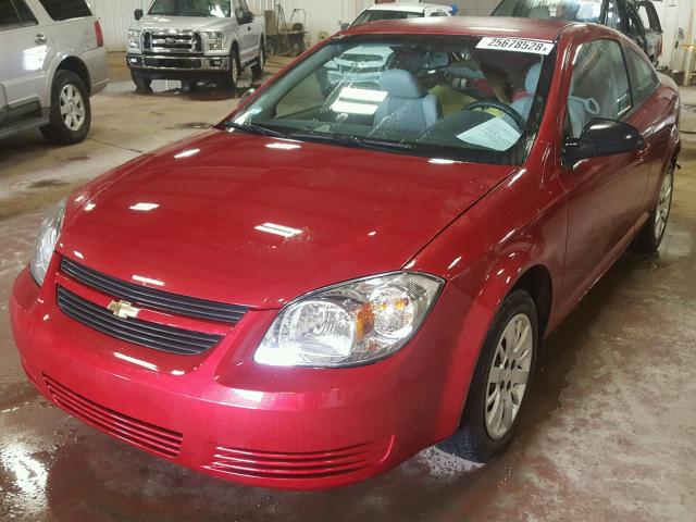 1G1AB1F56A7146931 - 2010 CHEVROLET COBALT LS RED photo 2