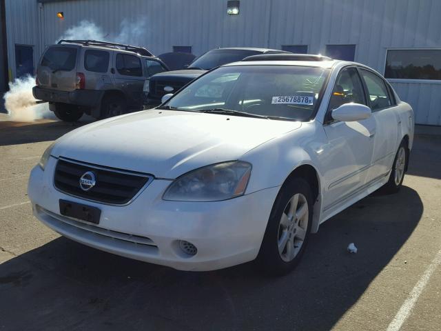 1N4AL11D93C264720 - 2003 NISSAN ALTIMA BAS WHITE photo 2