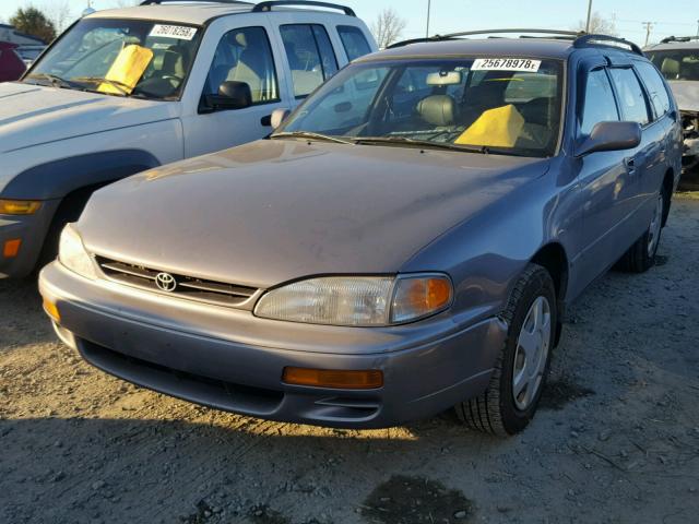 4T1EF12K1TU116468 - 1996 TOYOTA CAMRY LE GRAY photo 2