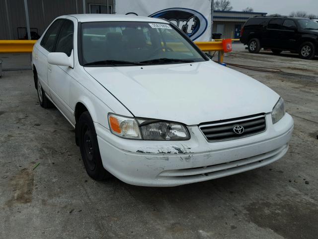 JT2BG22K7Y0472070 - 2000 TOYOTA CAMRY CE WHITE photo 1