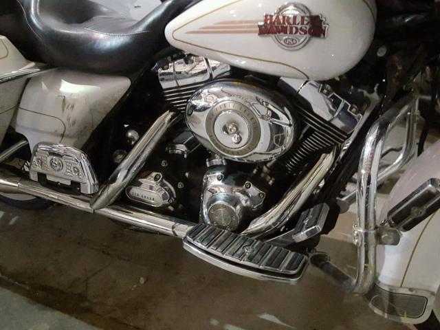 1HD1FC4197Y653086 - 2007 HARLEY-DAVIDSON FLHTCUI WHITE photo 7