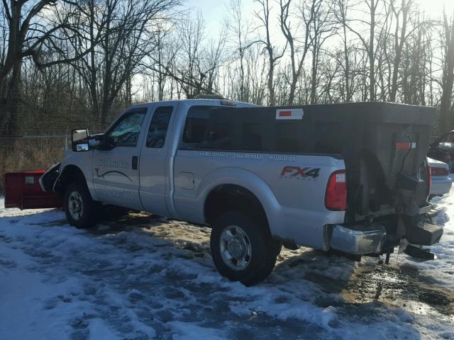 1FT7X2B68CEA27915 - 2012 FORD F250 SUPER SILVER photo 3