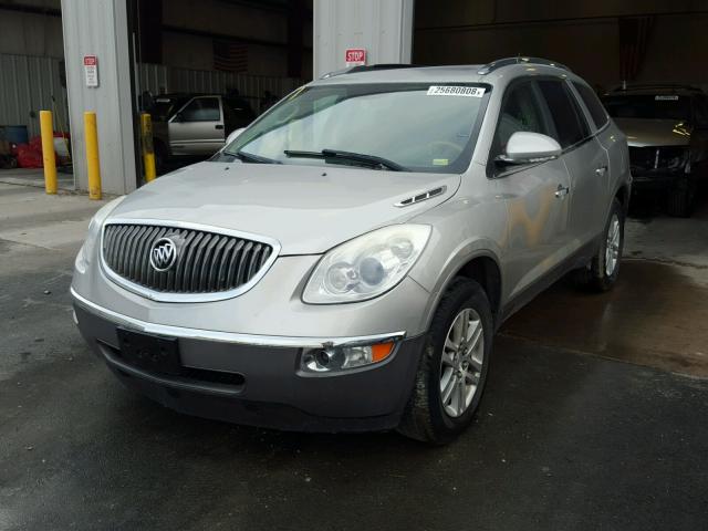 5GAER13778J279321 - 2008 BUICK ENCLAVE CX SILVER photo 2