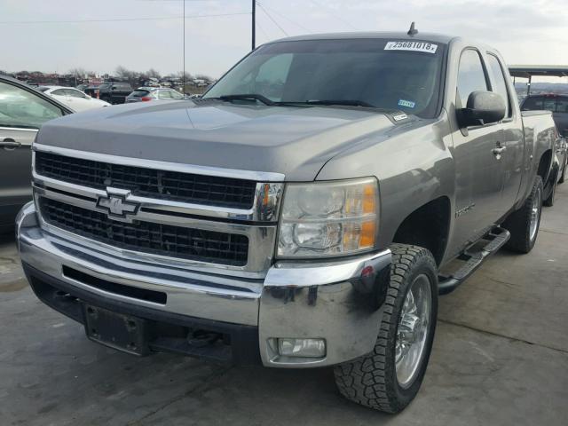 1GCHK29648E169727 - 2008 CHEVROLET SILVERADO GRAY photo 2