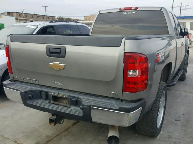 1GCHK29648E169727 - 2008 CHEVROLET SILVERADO GRAY photo 4