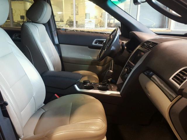 1FMHK8F82BGA55919 - 2011 FORD EXPLORER L GRAY photo 5