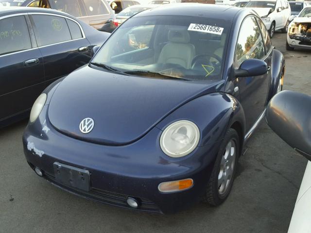 3VWCK21C82M419755 - 2002 VOLKSWAGEN NEW BEETLE 蓝色 照片 2
